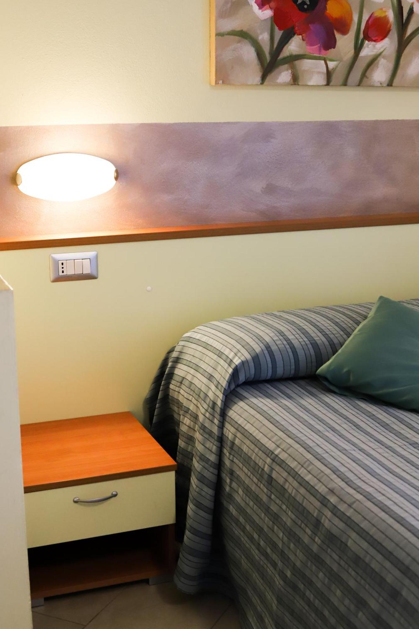 Aparthotel San Rocco Relais Soiano Del Lago Zewnętrze zdjęcie