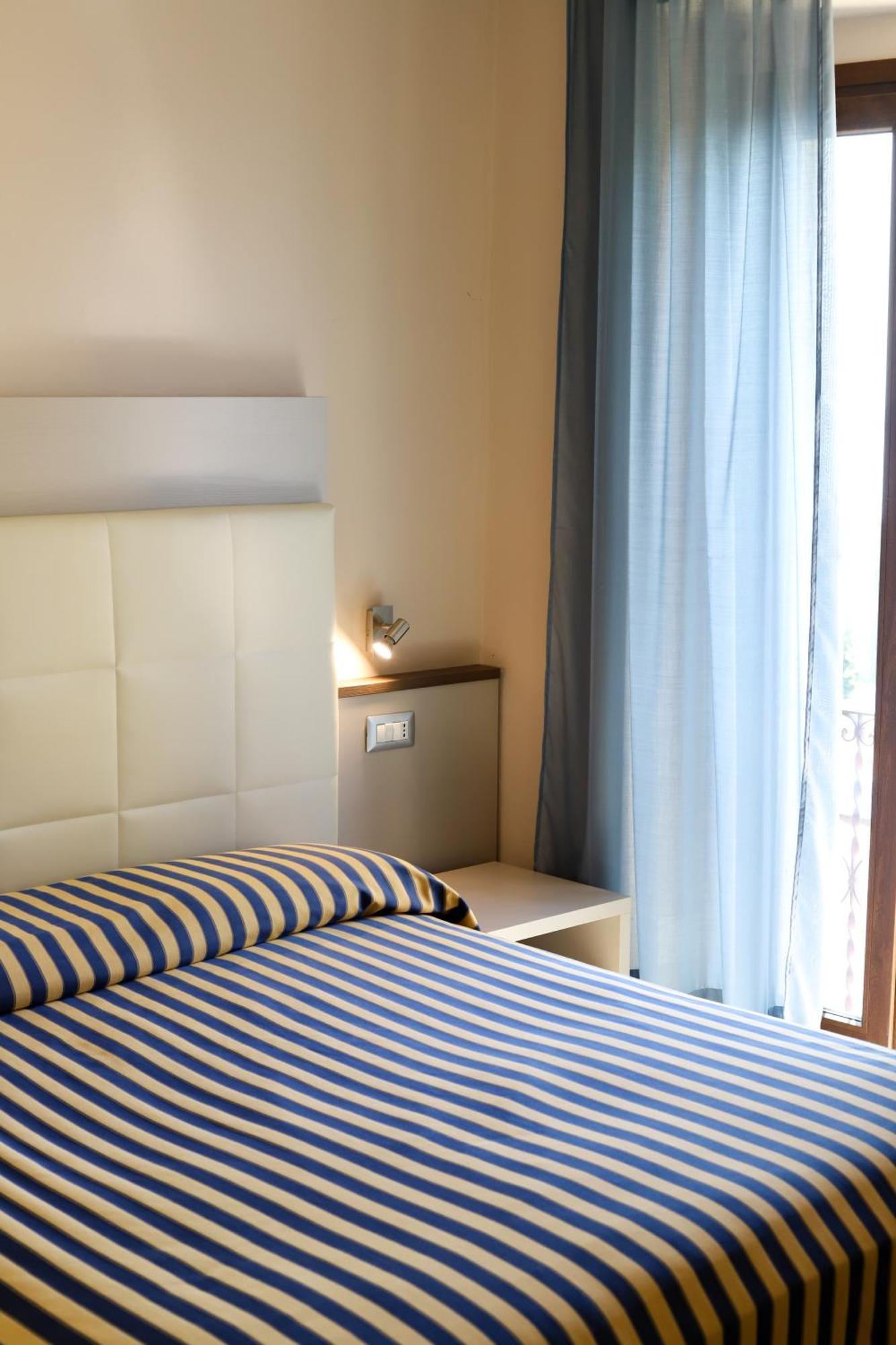 Aparthotel San Rocco Relais Soiano Del Lago Zewnętrze zdjęcie