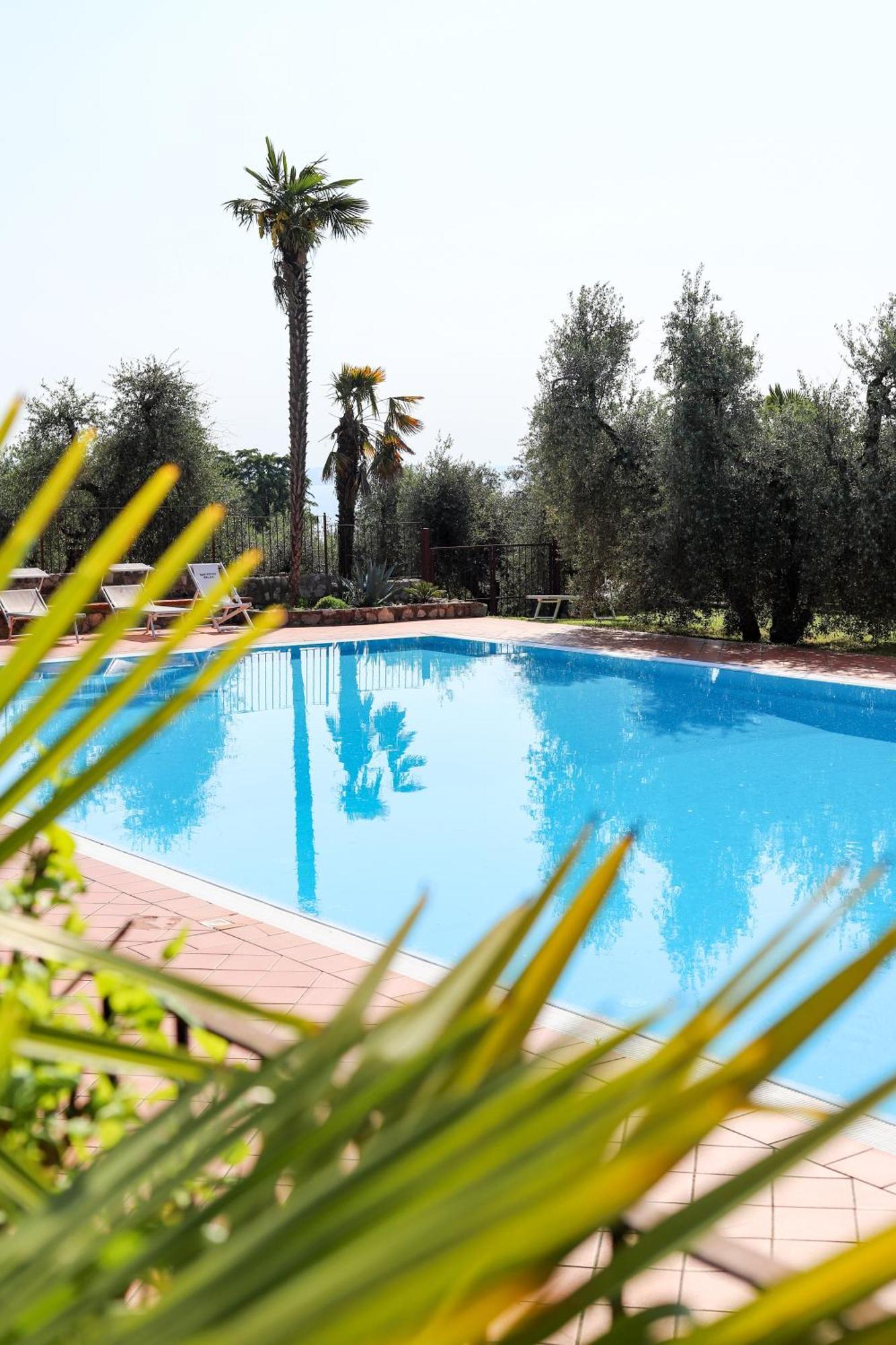 Aparthotel San Rocco Relais Soiano Del Lago Zewnętrze zdjęcie